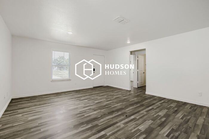 524 E Texas St - Photo 3 of 14