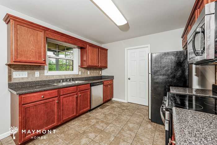 157 Mountain Top Rd - Photo 7 of 14