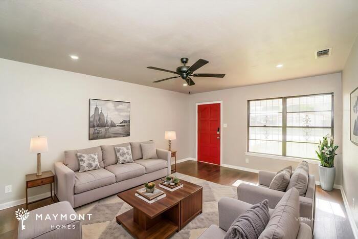 815 Upland Rd - Photo 5 of 16