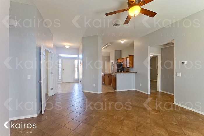 2413 Beaver Bend Ln - Photo 4 of 22