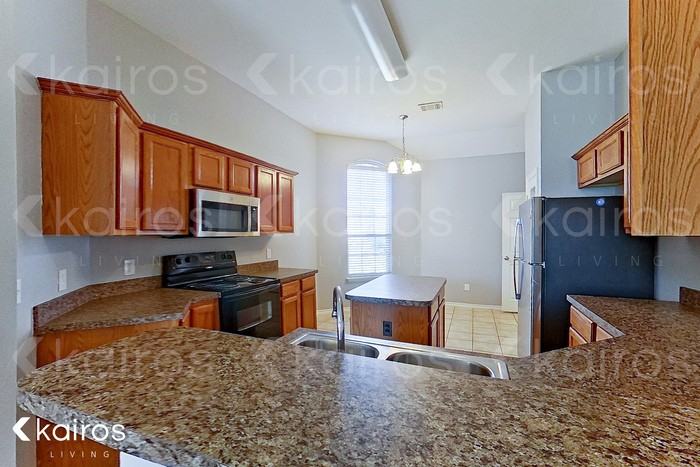 2413 Beaver Bend Ln - Photo 6 of 22