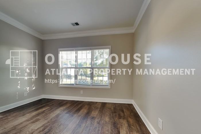 755 Willowwind Dr - Photo 4 of 22