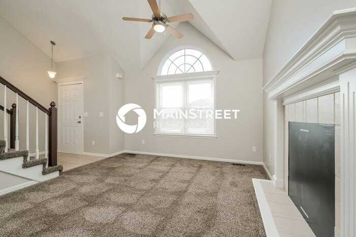 11503 N Windsor Ave - Photo 3 of 15