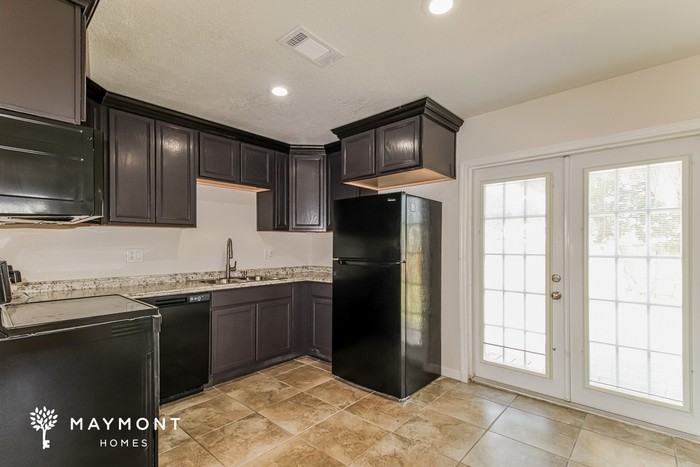 6707 Sierra Ter - Photo 7 of 15