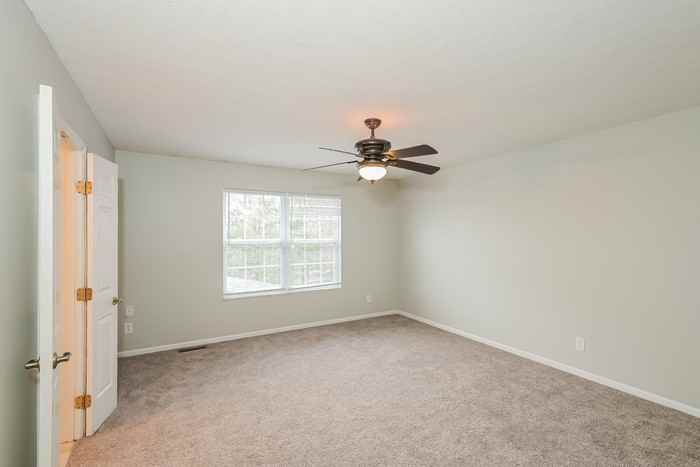6460 Calloway Ct - Photo 6 of 10