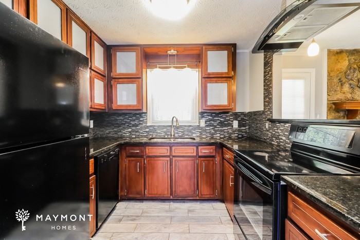 1183 Salisbury Trl - Photo 6 of 11