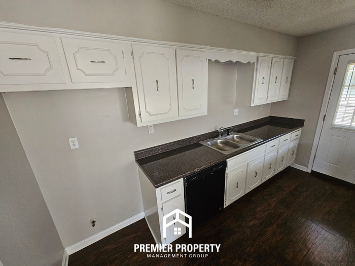 3971 Tuscany Dr - Photo 4 of 19