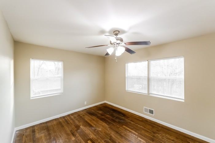1533 Heron Dr - Photo 7 of 12