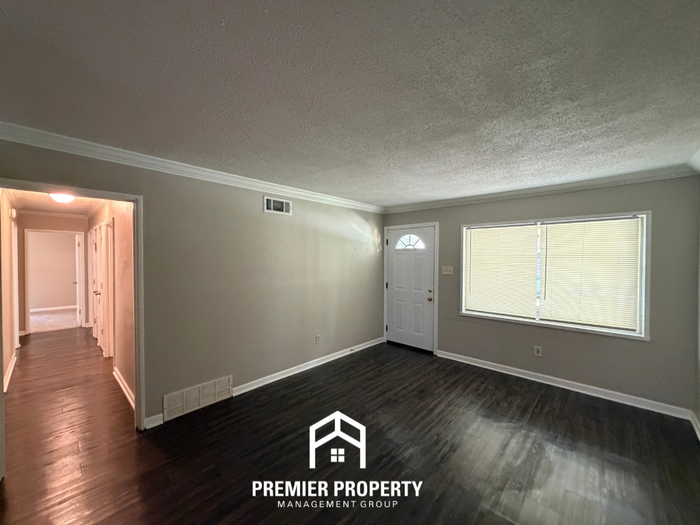 1706 Capri St - Photo 2 of 22