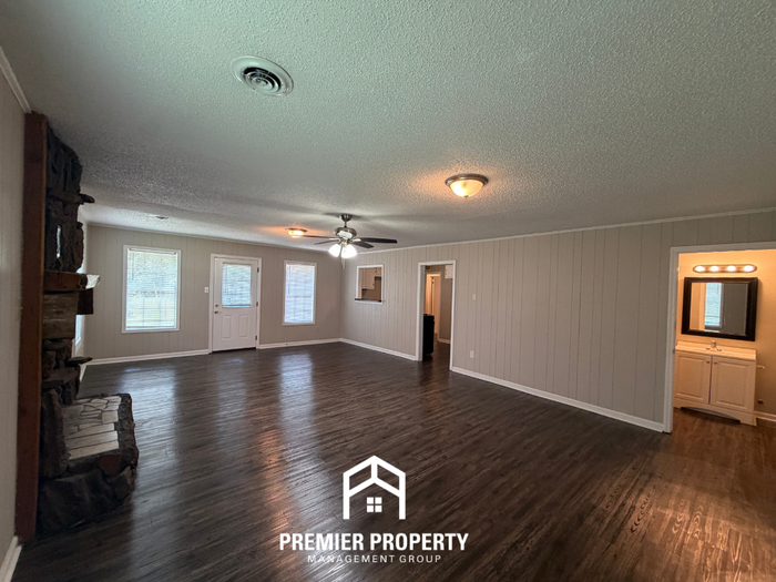 1706 Capri St - Photo 7 of 22
