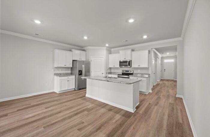 14335 Lannister Ln - Photo 3 of 33