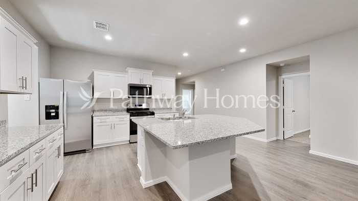 1617 Gatesville Ct - Photo 5 of 18