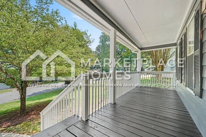 109 Hampton Dr - Photo 2 of 25
