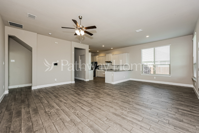 838 Poppie Ln - Photo 3 of 17
