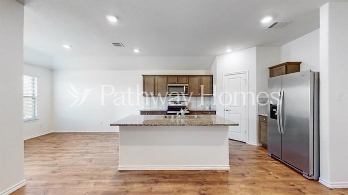 957 English Dr - Photo 7 of 27