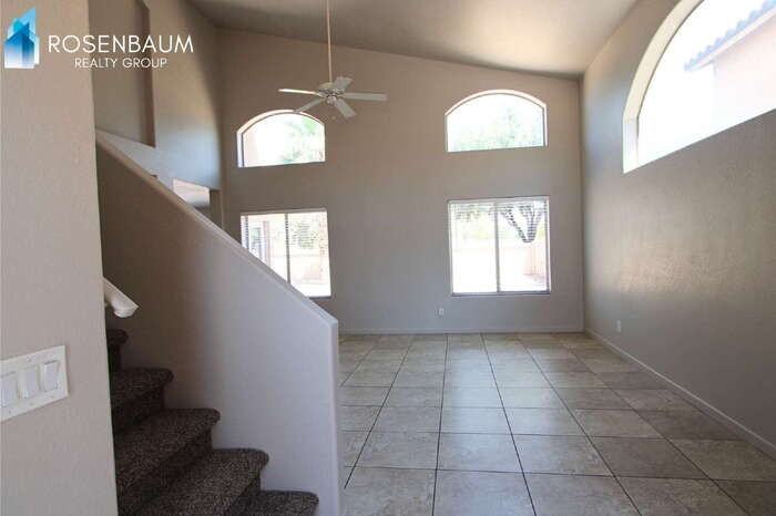 15074 W Heritage Oak Way - Photo 4 of 24