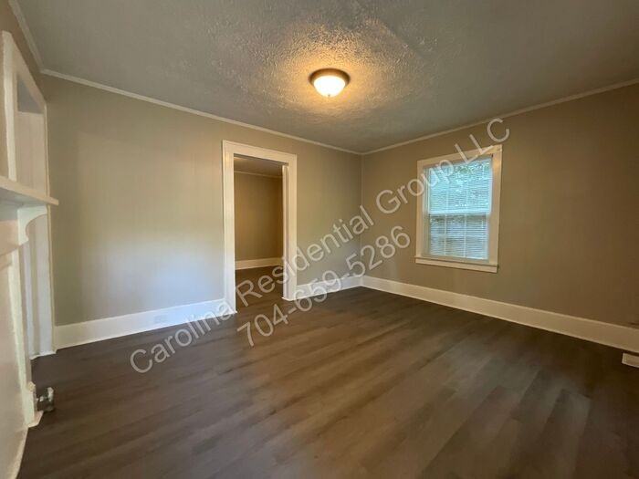 1034 Ridge Ave - Photo 2 of 14