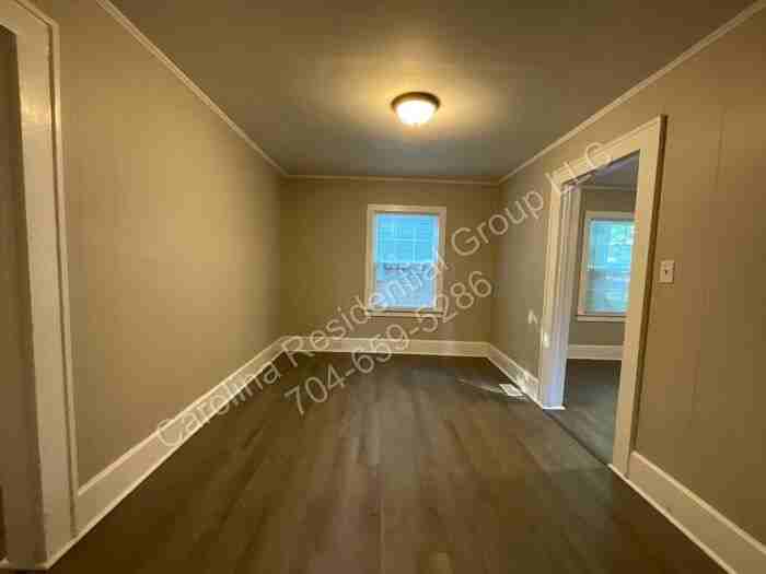 1034 Ridge Ave - Photo 4 of 14