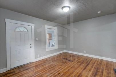 37 S Euclid Ave - Photo 2 of 13