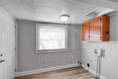 815 N Centennial St - Photo 7 of 20