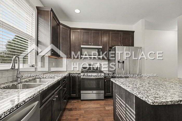 4596 Bradley Cir #21 - Photo 7 of 21