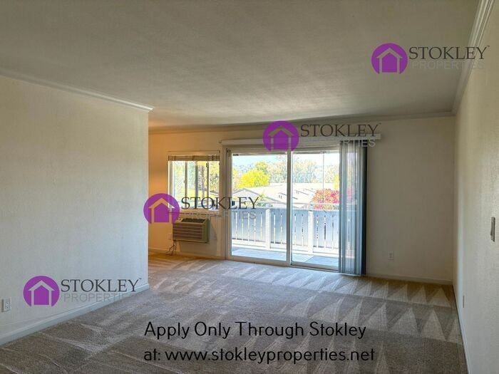 227 Masters Ct - Photo 2 of 12