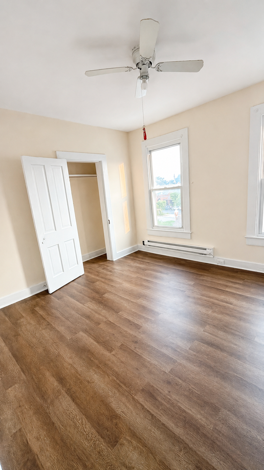 7 Carroll St - Photo 6 of 11