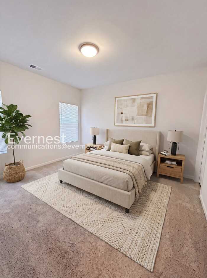 1109 Goldsboro Ave - Photo 2 of 13