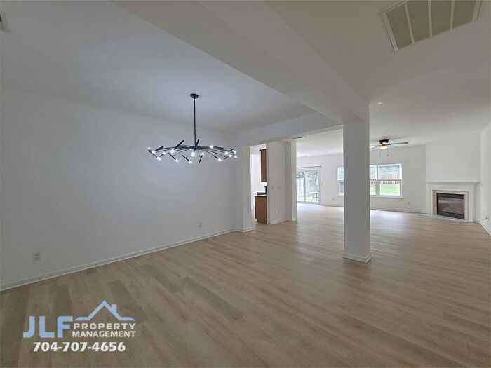 11659 Tucker Field Rd - Photo 2 of 23