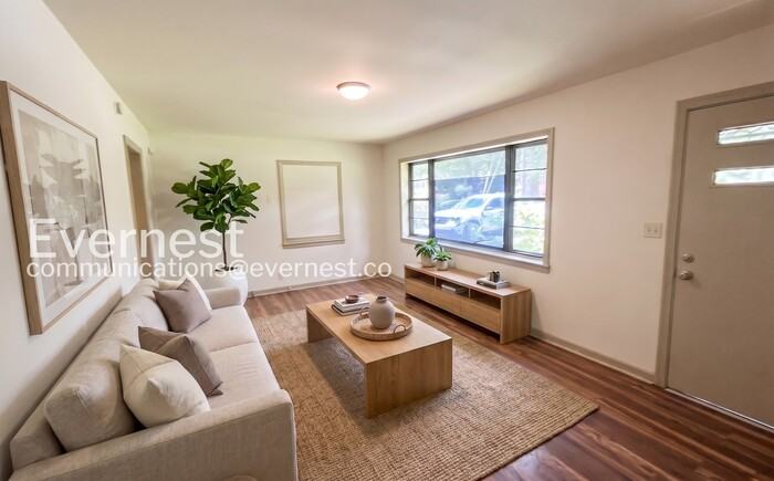 905 Elizabeth Dr - Photo 2 of 19
