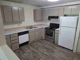 1005 W 13th St #101 - Photo 1 of 1