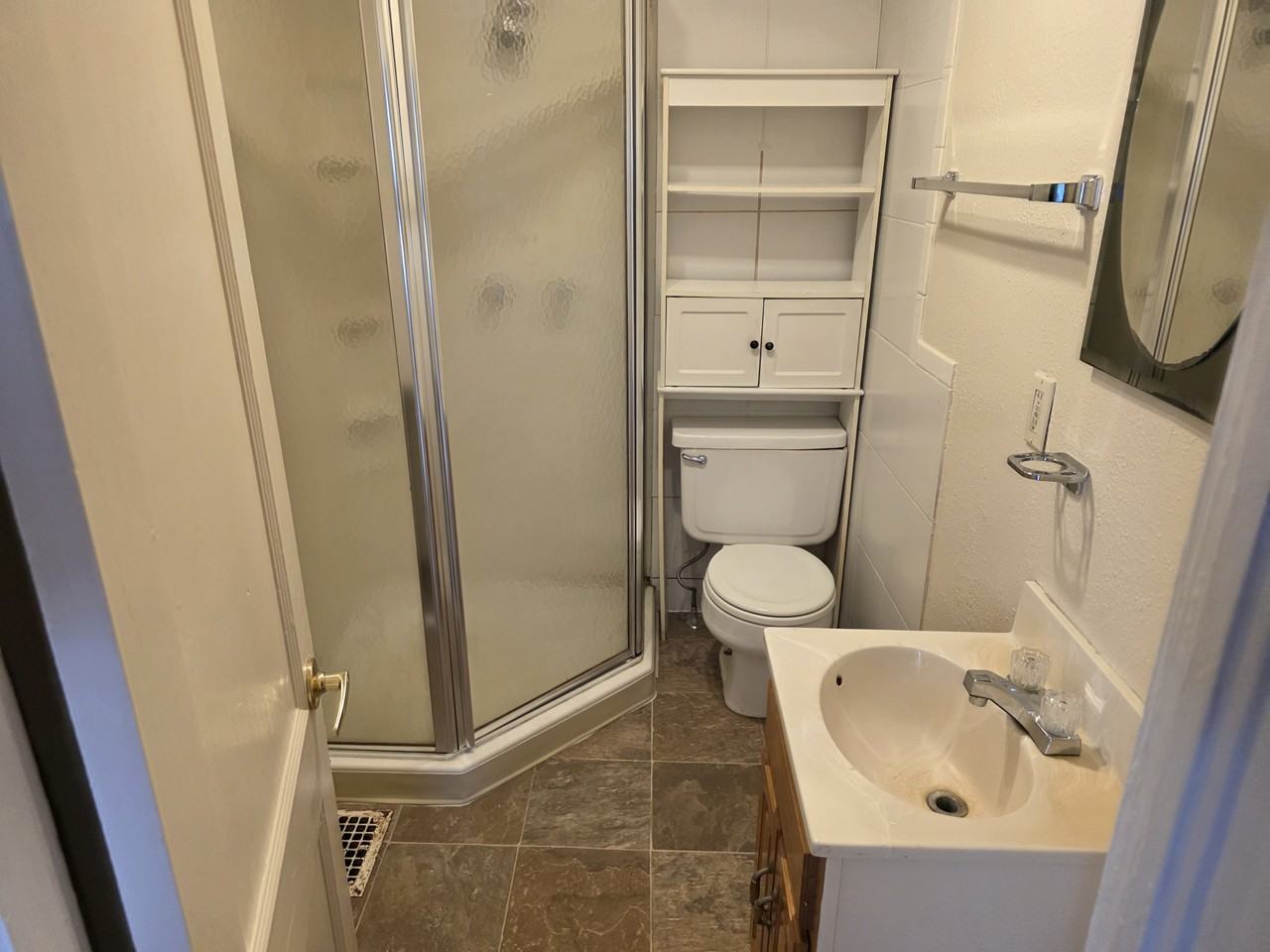 1014 E 5th St #NA - Photo 2 of 12