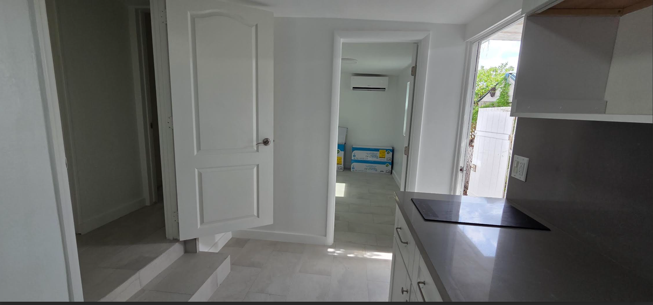 12881 Sw 12th Ter #NA - Photo 5 of 11