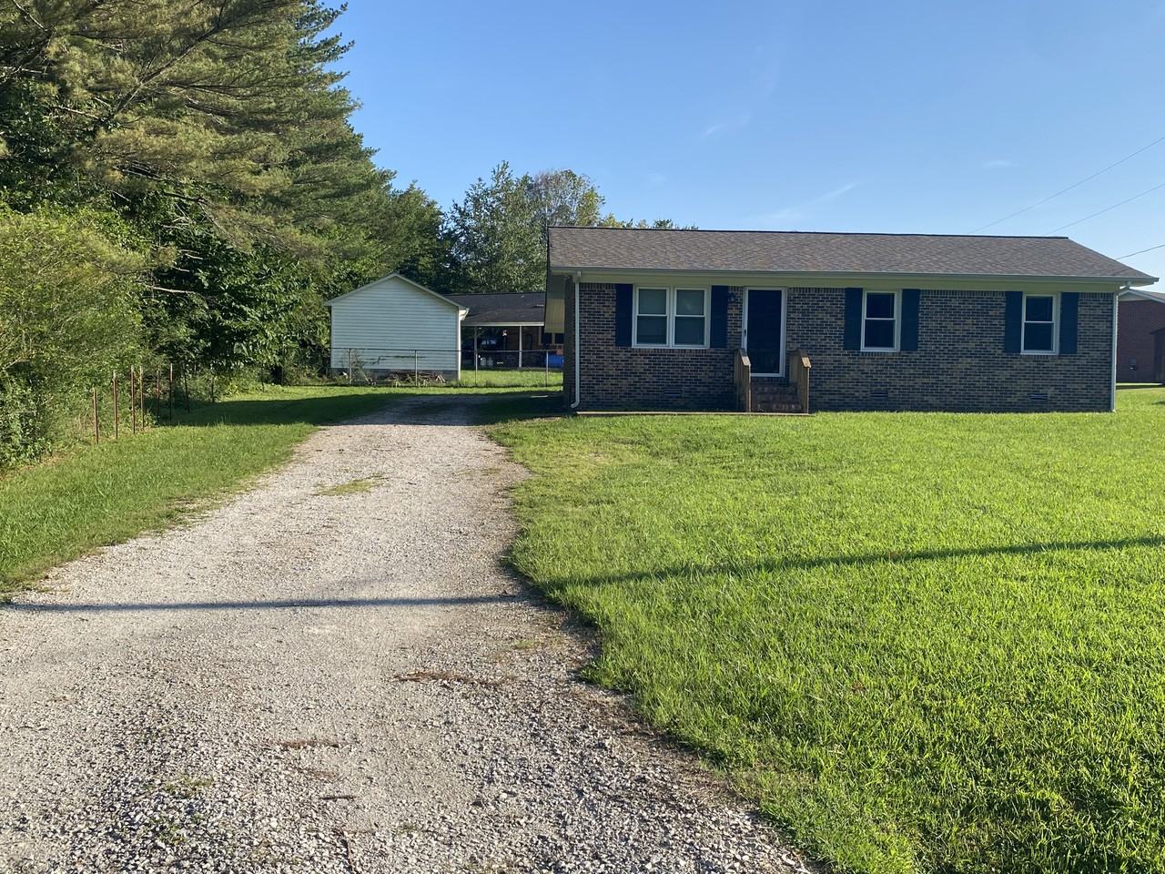 240 Lakeview Dr #NA - Photo 3 of 16