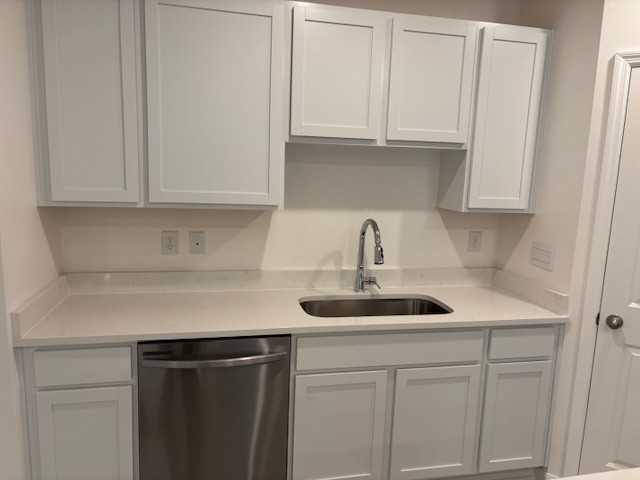 4122 Collegiate Blvd #4122 - Photo 3 of 20
