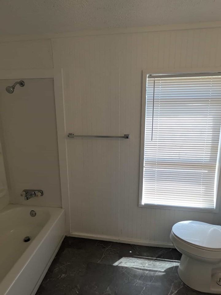 133 Erie St #NA - Photo 5 of 18