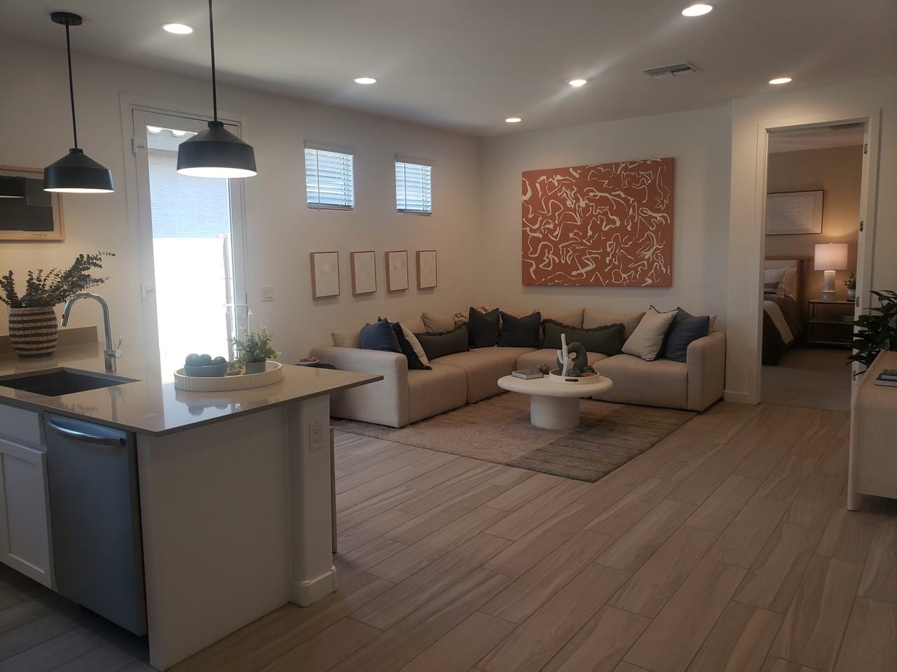 9524 W Whitton Ave #NA - Photo 2 of 28
