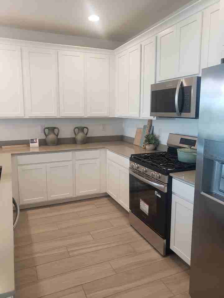 9524 W Whitton Ave #NA - Photo 7 of 28