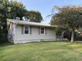 featured image of 909 1st St Sw #NA