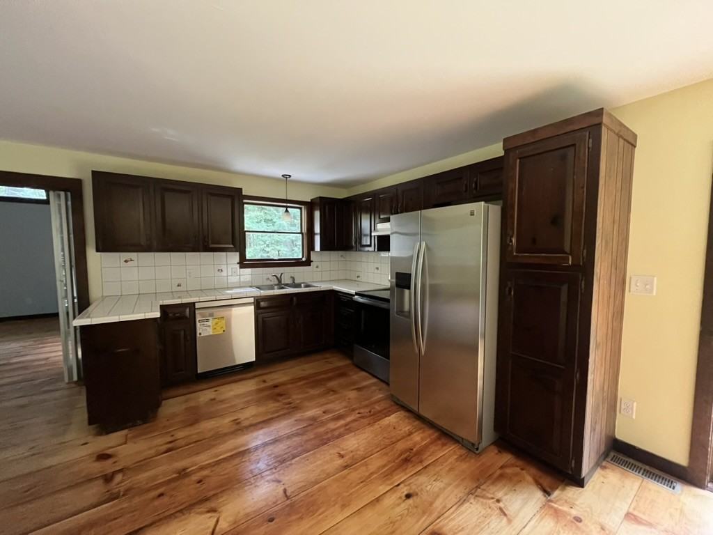 91 Arnold Mountain Rd #NA - Photo 5 of 12