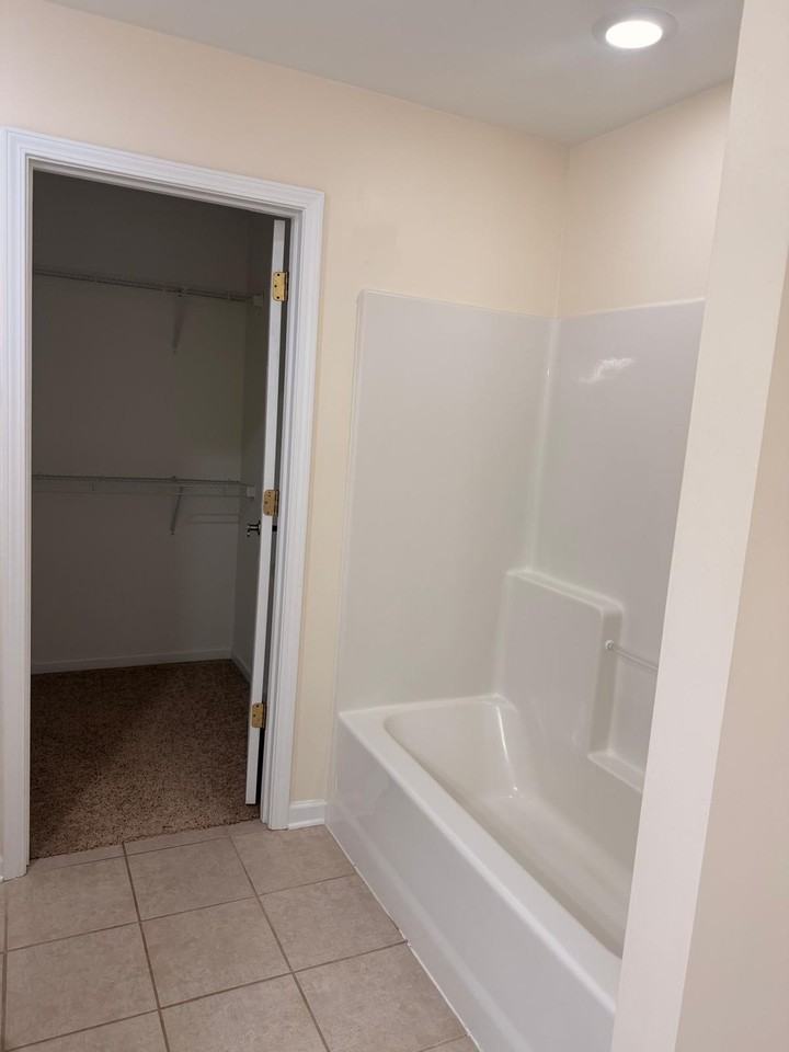 328 Hayat Loop #NA - Photo 4 of 10