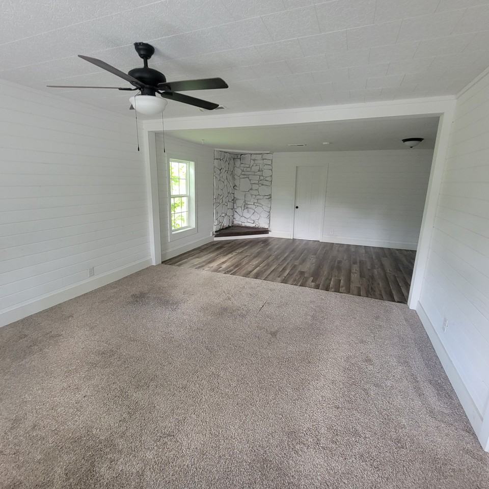 9156 Crossville Hwy #NA - Photo 2 of 15