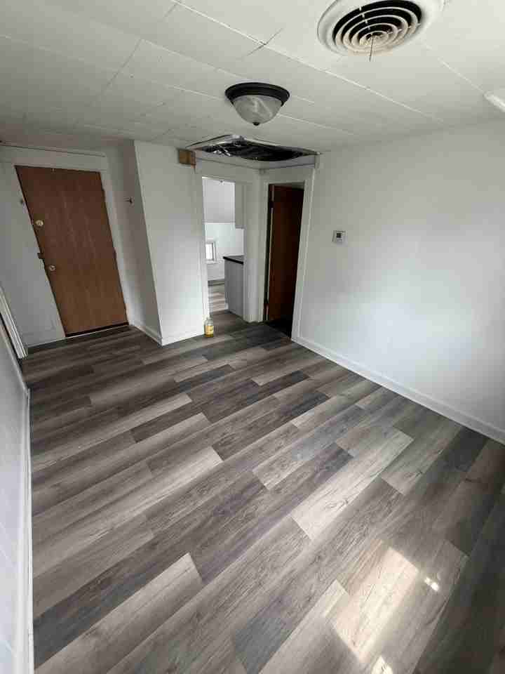 527 9th St Sw - Photo 5 of 5