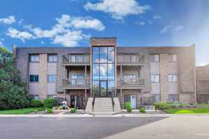 featured image of 1440 Stonebridge Cir #J12