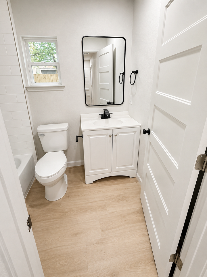1409 N Englewood Ave #NA - Photo 6 of 14