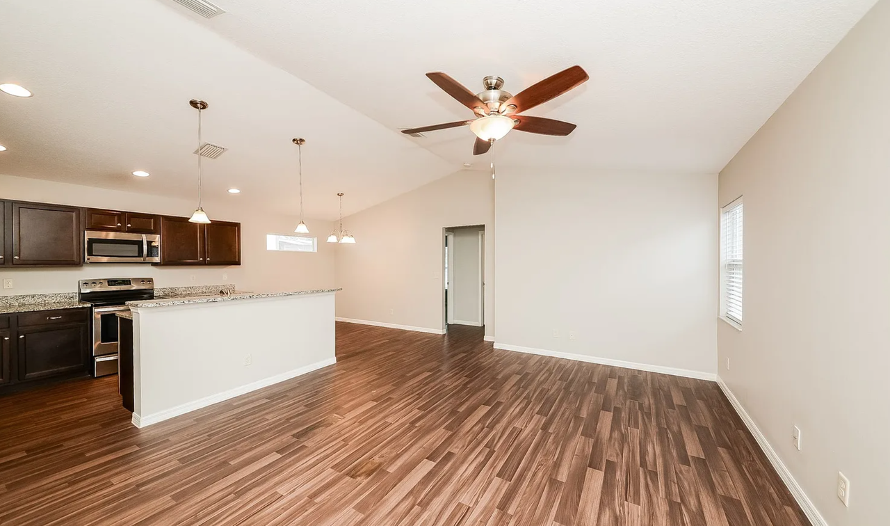 2712 36th Avenue Ter E #NA - Photo 5 of 11