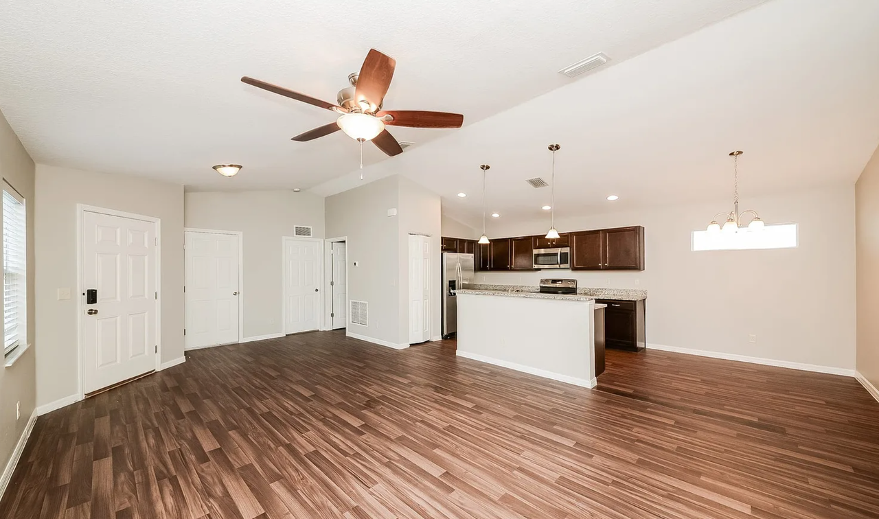 2712 36th Avenue Ter E #NA - Photo 7 of 11