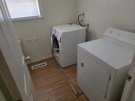 featured image of 1513 Cedar St #1513
