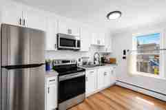 3 Pearl St #D - Photo 1 of 1