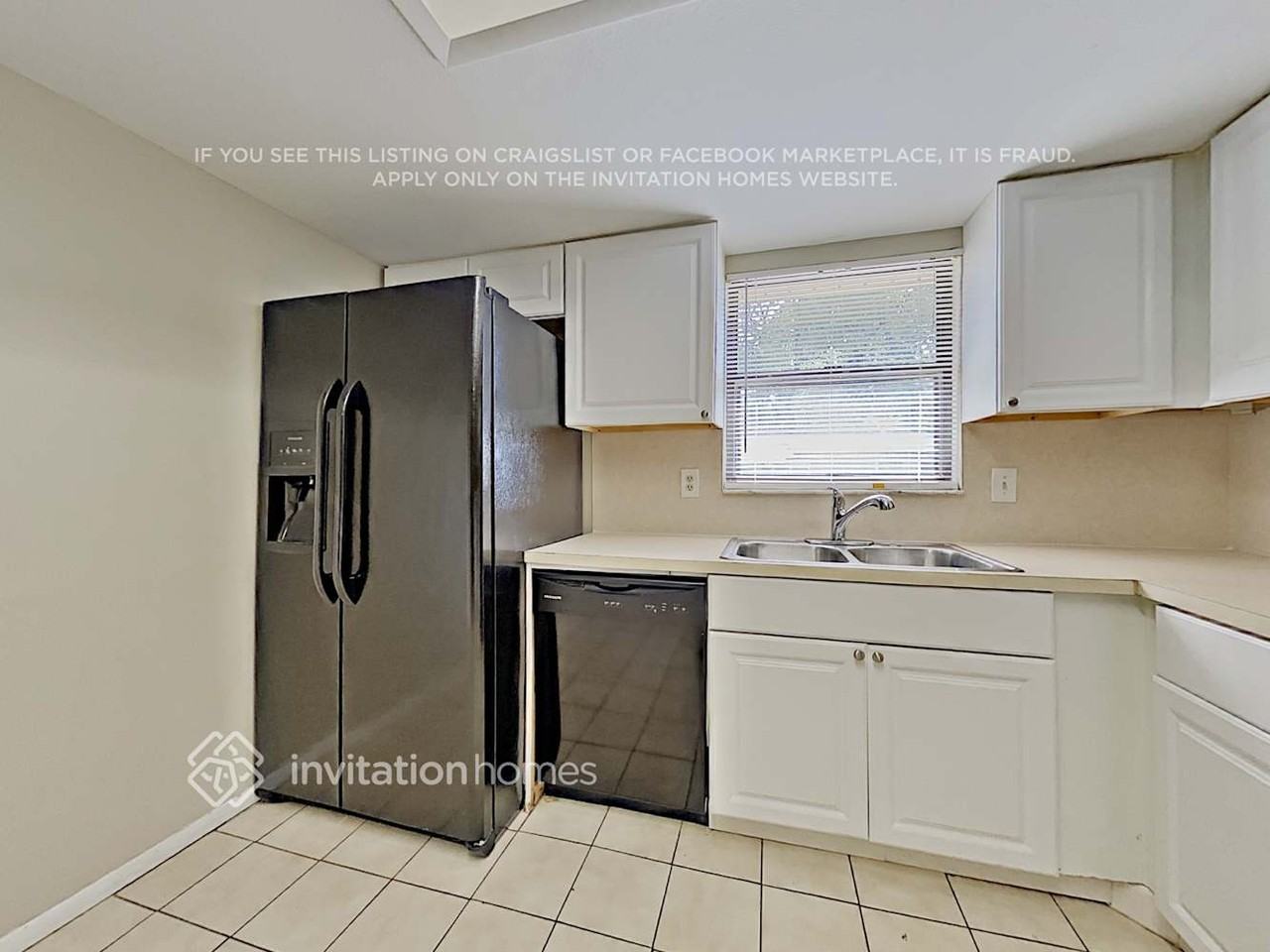 555 Freeport Ave N - Photo 6 of 17